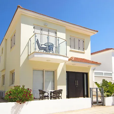 Adonia - 30m From Pernera Villa *