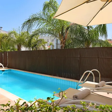 Adonia - 30m From Pernera Protaras