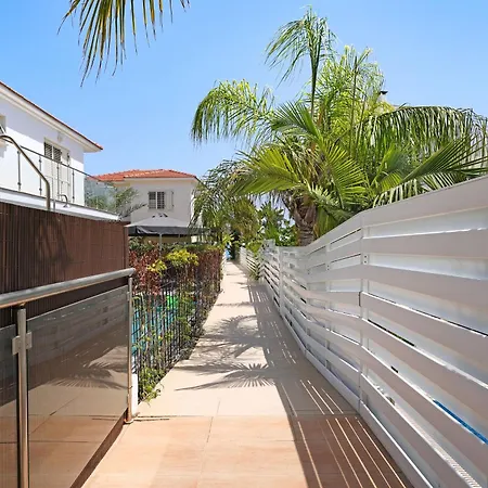 Adonia - 30m From Pernera