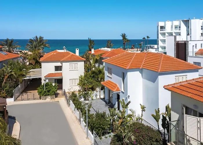 Adonia - 30m From Pernera *