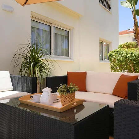 Villa Adonia - 30m From Pernera